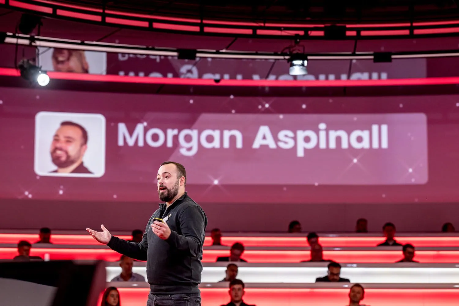 Mera founder Morgan leading a talk